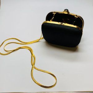 Vtg J TIRA’S BLACK GOLD CHAIN STRAP EVENING CLUTCH